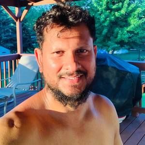 Meet your Posher, Ray